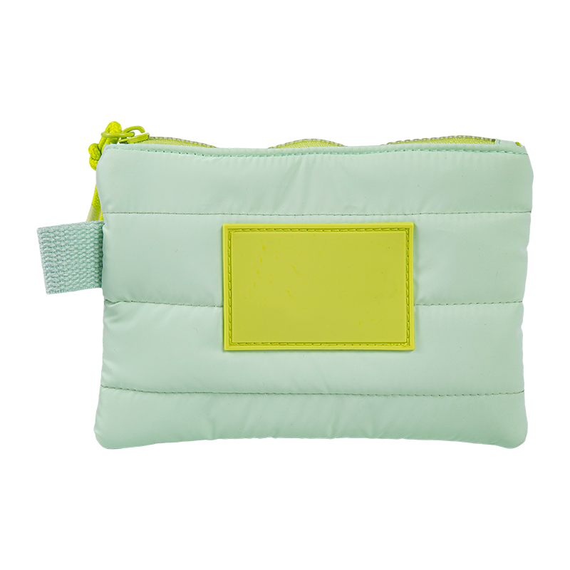 Tumawid ng bag ng pasaporte