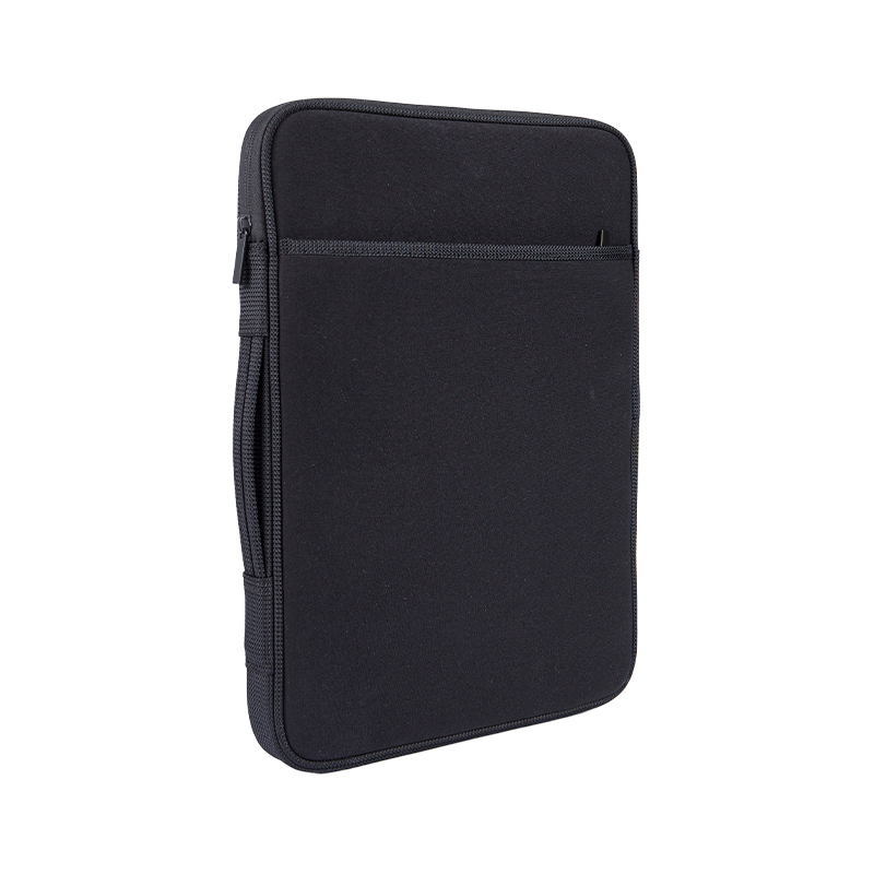 Black laptop na manggas